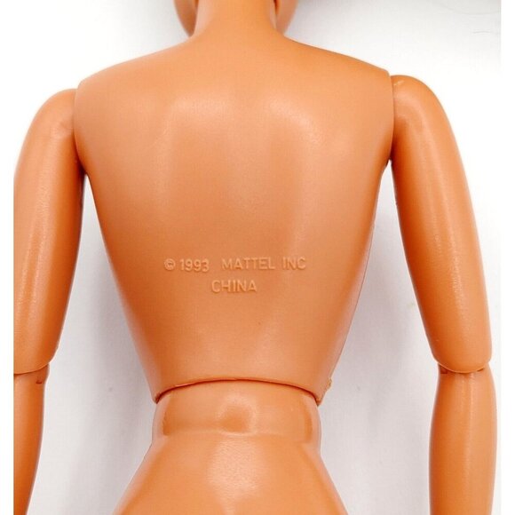 BARBIE Vtg 90s Articulated TERESA Jointed Doll Yoga Green Eyes Fingernails Shoes - Picture 4 of 8